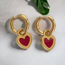 Load image into Gallery viewer, Rouge et Blanc Hearts
